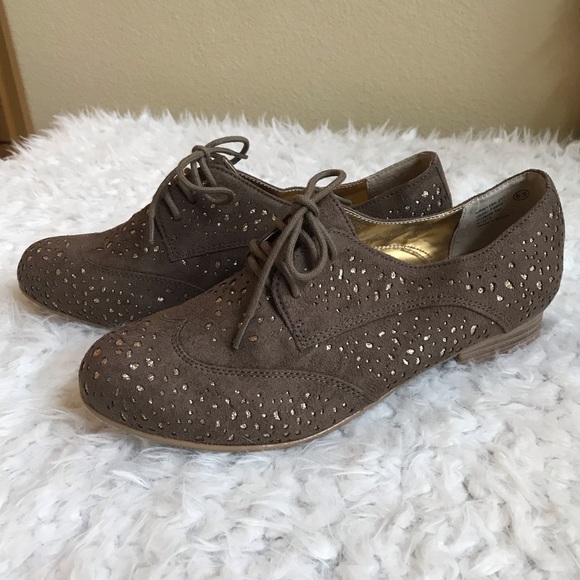 Nwot Not Rated lace up suede like lazar cut shoes - Picture 1 of 7
